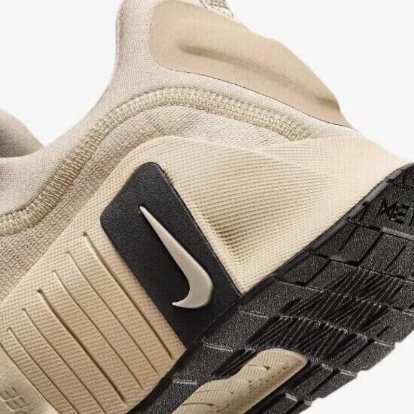 [NEW] Men's Nike Free Metcon 6 Workout Shoes 'Khaki' FJ7127-200 - Picture 8 of 8